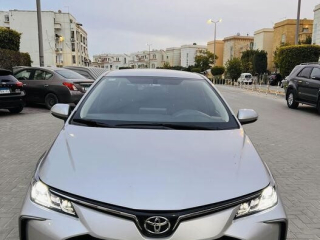 toyota-korola-llaygar-alyomy-maa-alsayk