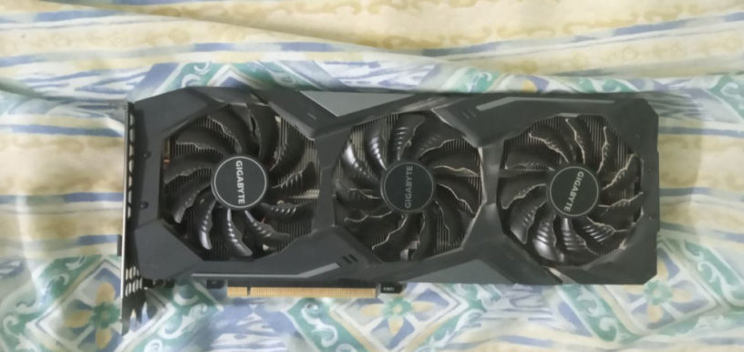 krt-shash-gygabayt-nvidia-rtx-2060-big-1