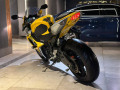 suzuki-gsxr-1000-small-2