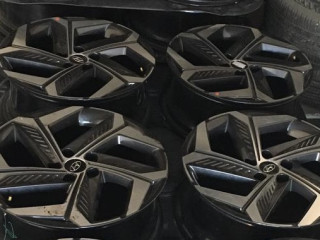 طقم جنوط سياره هيونداي توسان للبيع
