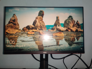 shash-aoc-fhd-ips-144-hz