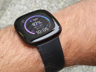 smart-watch-versa-3